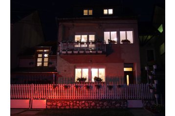 Hungary Privát Eger, Exterior